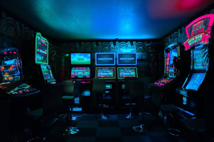 Cashback Bonus vs. Freispiele: Was ist besser für dich im Online Casino?